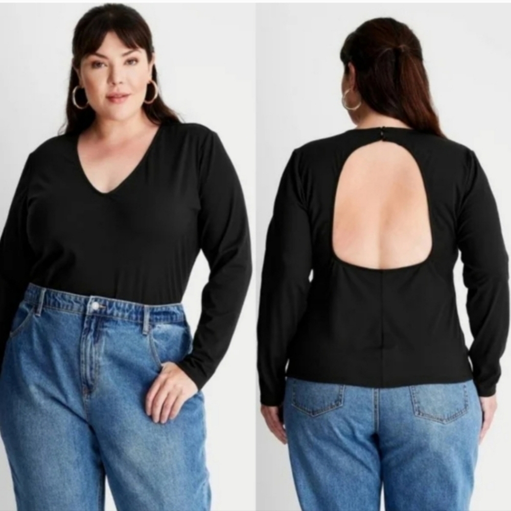 NWT FUTURE COLLECTIVE OPEN BACK 2x